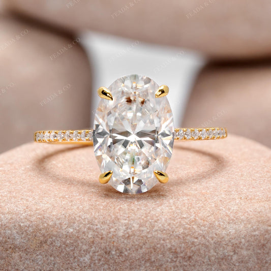 3.188 CT Round, Oval Cut Colorless Engagement Ring