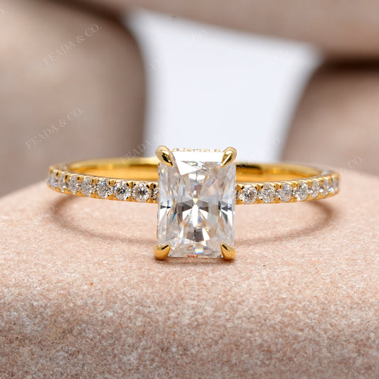 1.264 CT Round, Radiant Cut Colorless Engagement Ring