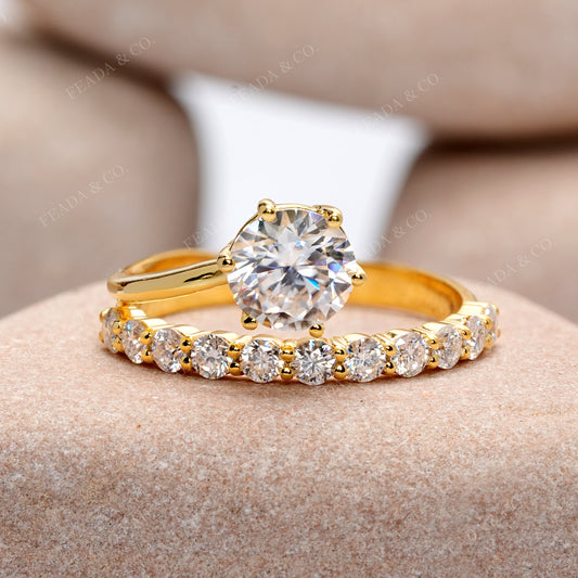 1.542 CT Round Cut Colorless Engagement Ring