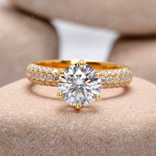 2.559 CT Round Cut Colorless Engagement Ring
