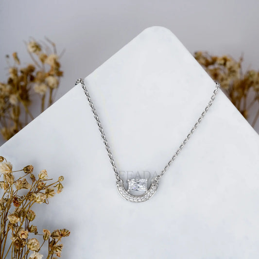 Moonlit Kiss Zircon Chain & Pendant