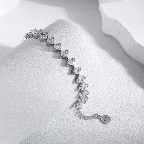 Kite Shape Tennis Bracelet