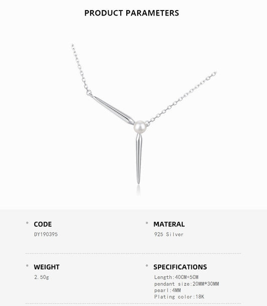 Minimal Pearl Necklace
