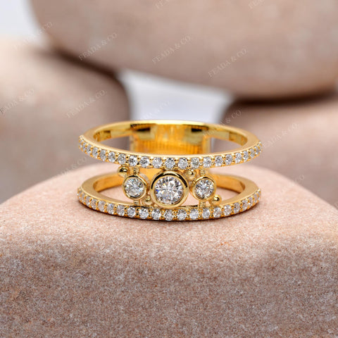 0.538 CT Round Cut Colorless Engagement Ring