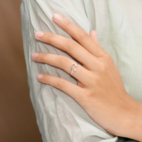 Marquise Trail Delicate Ring