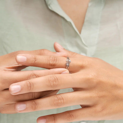 Fleur Grace Delicate Ring