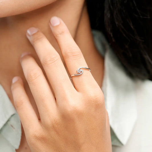 Floral Whisper Minimal Ring