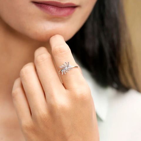 Starburst Charm Delicate Ring