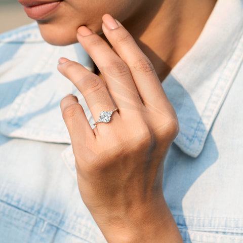 1.294 CT Round, Oval Cut Colorless Engagement Ring