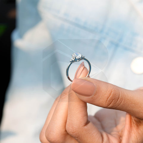 1.294 CT Round, Oval Cut Colorless Engagement Ring