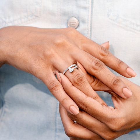 0.908 CT Heart, Round Cut Colorless Engagement Ring