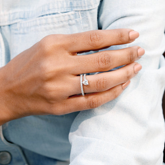 0.908 CT Heart, Round Cut Colorless Engagement Ring