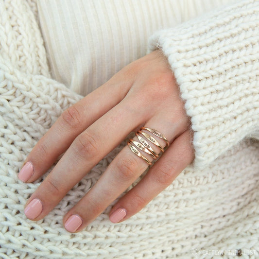 Dainty Name Ring in Sterling Silver