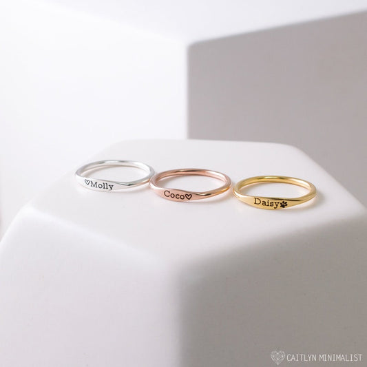 Dainty Name Ring in Sterling Silver