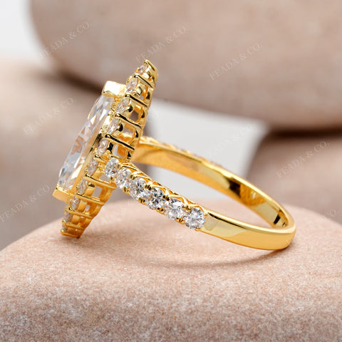 2.7 CT Marquise, Round Cut Colorless Engagement Ring