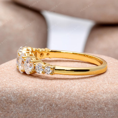 1.24 CT Round, Oval Cut Colorless Engagement Ring