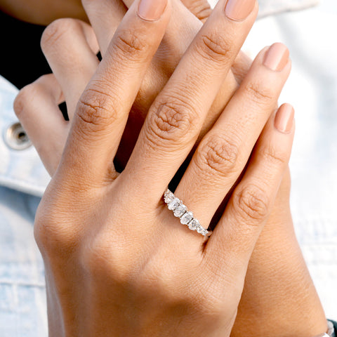 1.24 CT Round, Oval Cut Colorless Engagement Ring