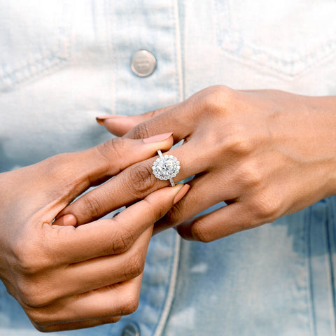 3.392 CT Round, Oval Cut Colorless Engagement Ring