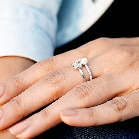 Pearl 0.826 CT Round, Pear Cut Colorless Pearl Engagement Ring