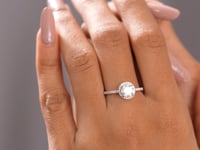 1.23 CT Round Cut Colorless Engagement Ring
