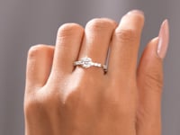 1.24 CT Round Cut Colorless  Engagement Ring