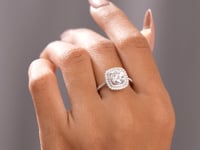 2.199 CT Round Cut Colorless Engagement Ring