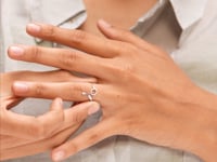 Leaflight Delicate Ring