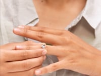 Petal Kiss Delicate Ring