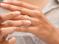 Leaf Flow Delicate Ring