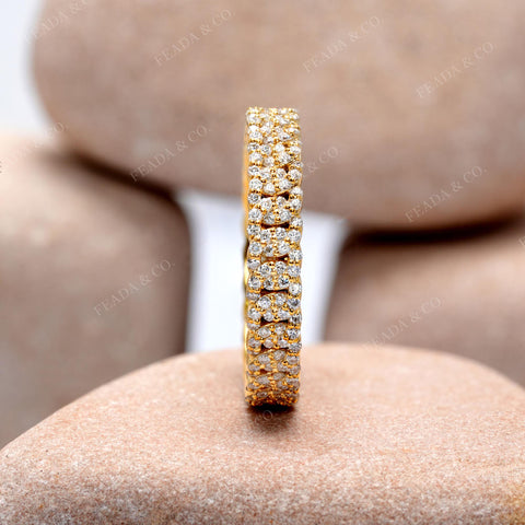 0.896 CT Round Cut Colorless Engagement Ring