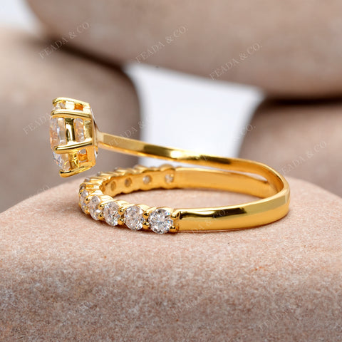 1.542 CT Round Cut Colorless Engagement Ring