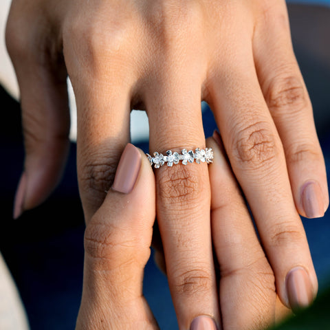 0.49 CT Round Cut Colorless Engagement Ring