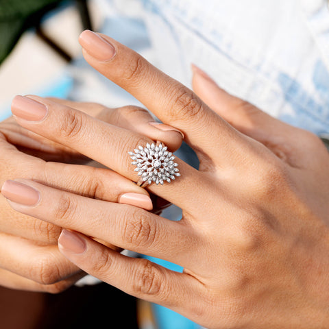 0.31 CT Round Cut Colorless Engagement Ring