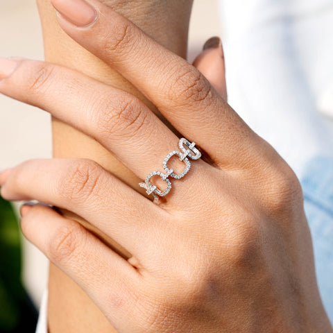 0.826 CT Round Cut Colorless Engagement Ring