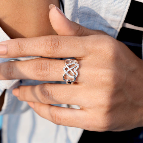 0.29 CT Round Diamond Heart Infinity Premium Fashion Ring