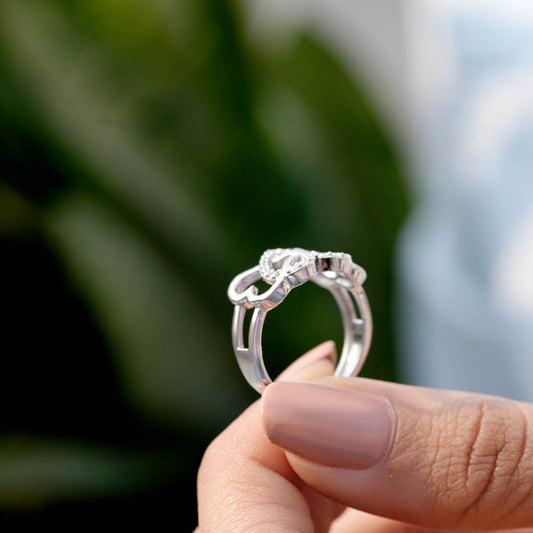0.29 CT Round Diamond Heart Infinity Premium Fashion Ring