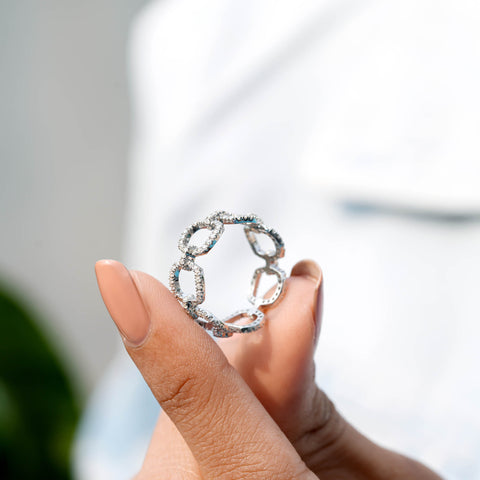 0.826 CT Round Cut Colorless Engagement Ring