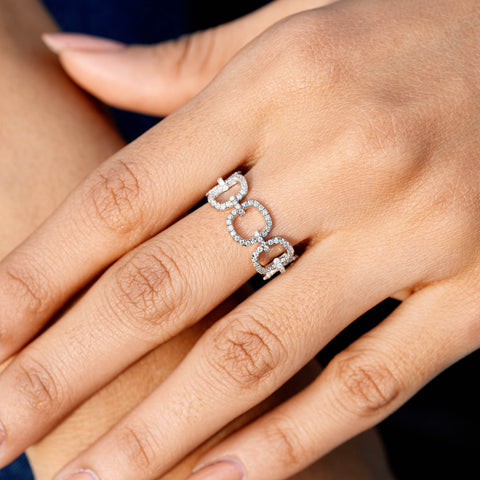 0.826 CT Round Cut Colorless Engagement Ring