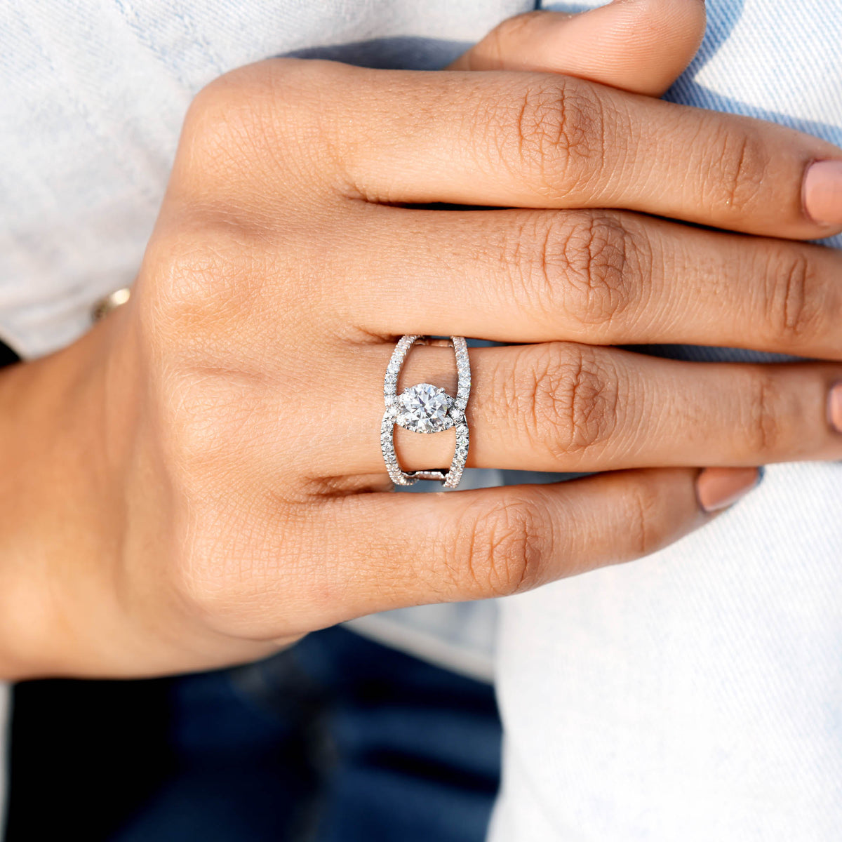 1.536 CT Round Cut Colorless Engagement Ring