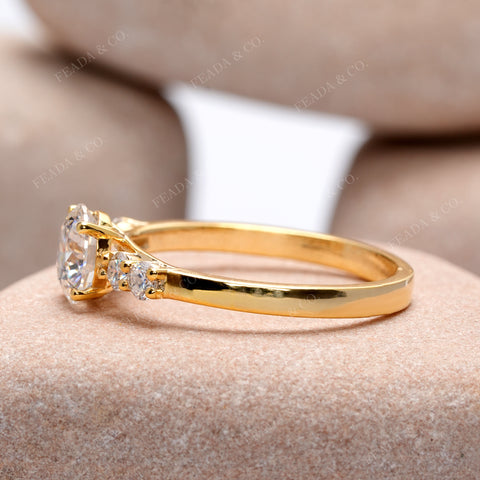 1.24 CT  Round Cut Colorless Engagement Ring