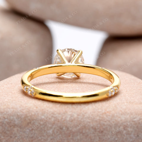 1.108 CT Round Cut Colorless Engagement Ring
