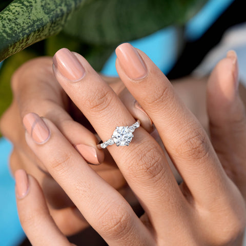 1.85 CT  Round Cut Colorless Engagement Ring