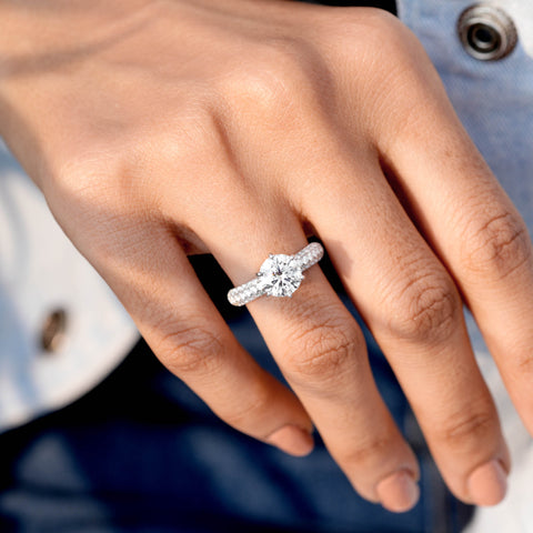 2.559 CT Round Cut Colorless Engagement Ring