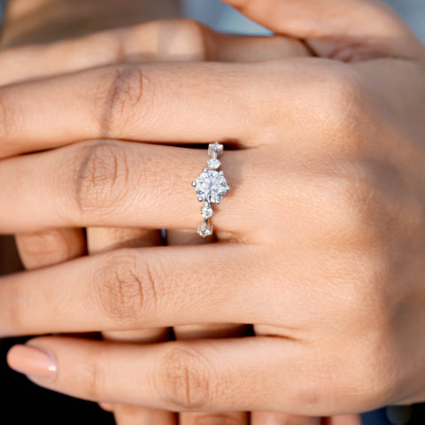 1.18 CT Round Cut Colorless Engagement Ring