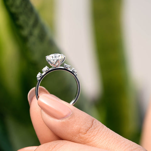 1.85 CT  Round Cut Colorless Engagement Ring