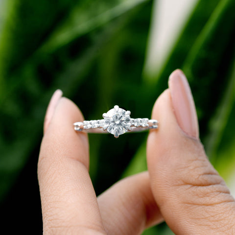 1.24 CT Round Cut Colorless  Engagement Ring