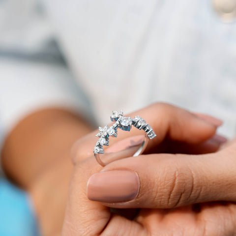 0.892 CT Round Cut Colorless Engagement Ring