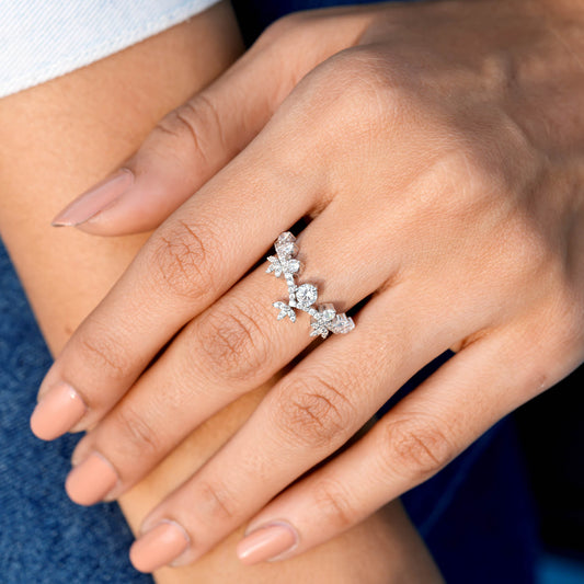 0.892 CT Round Cut Colorless Engagement Ring